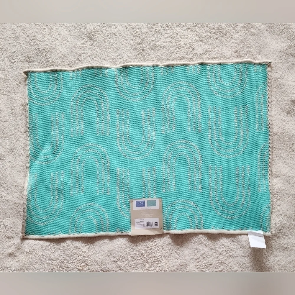 New Way To Celebrate Easter HOP ON IN Reversible Accent Rug, 24